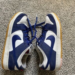 Nike sb dodgers size 7